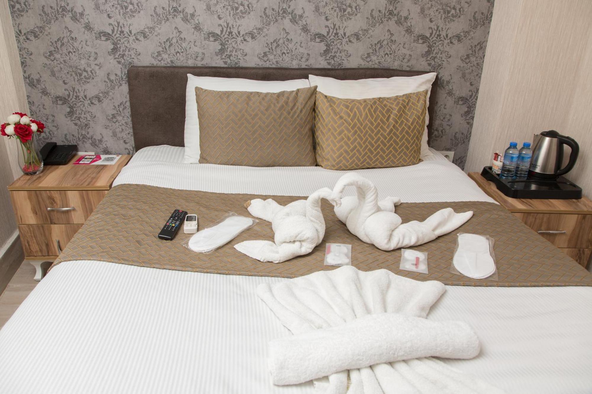 Honey Hotel อิสตันบูล ภายนอก รูปภาพ